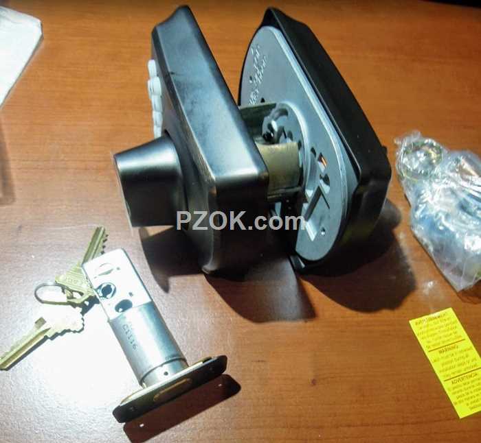 Schlage Camelot Keypad Lock - pzok.com