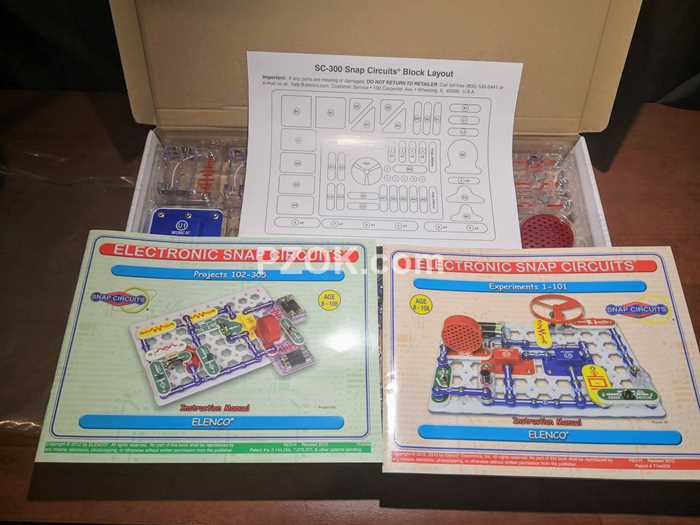 Electronic Snap Circuits 300 - pzok.com